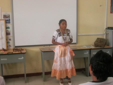 Yesenia Lucely. 2o. Lugar Concurso de Poesía