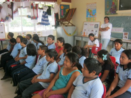 Visualización de videos alusivos al mes de la campechanidad