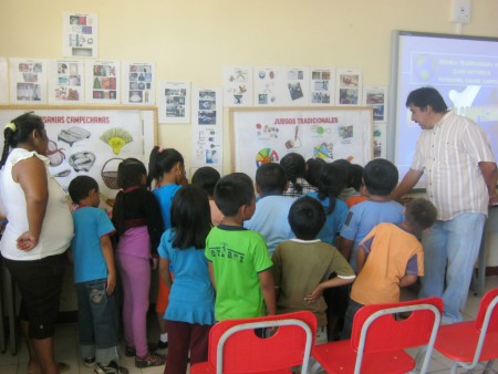 Explicación secciones artesanías y juegos tradicionales de campeche